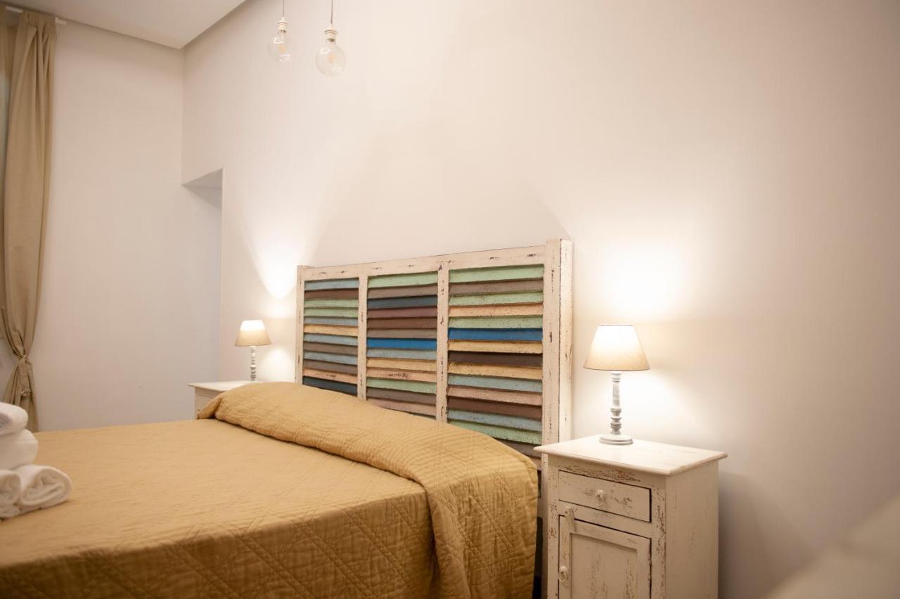 Color Apartment Monopoli Eksteriør billede
