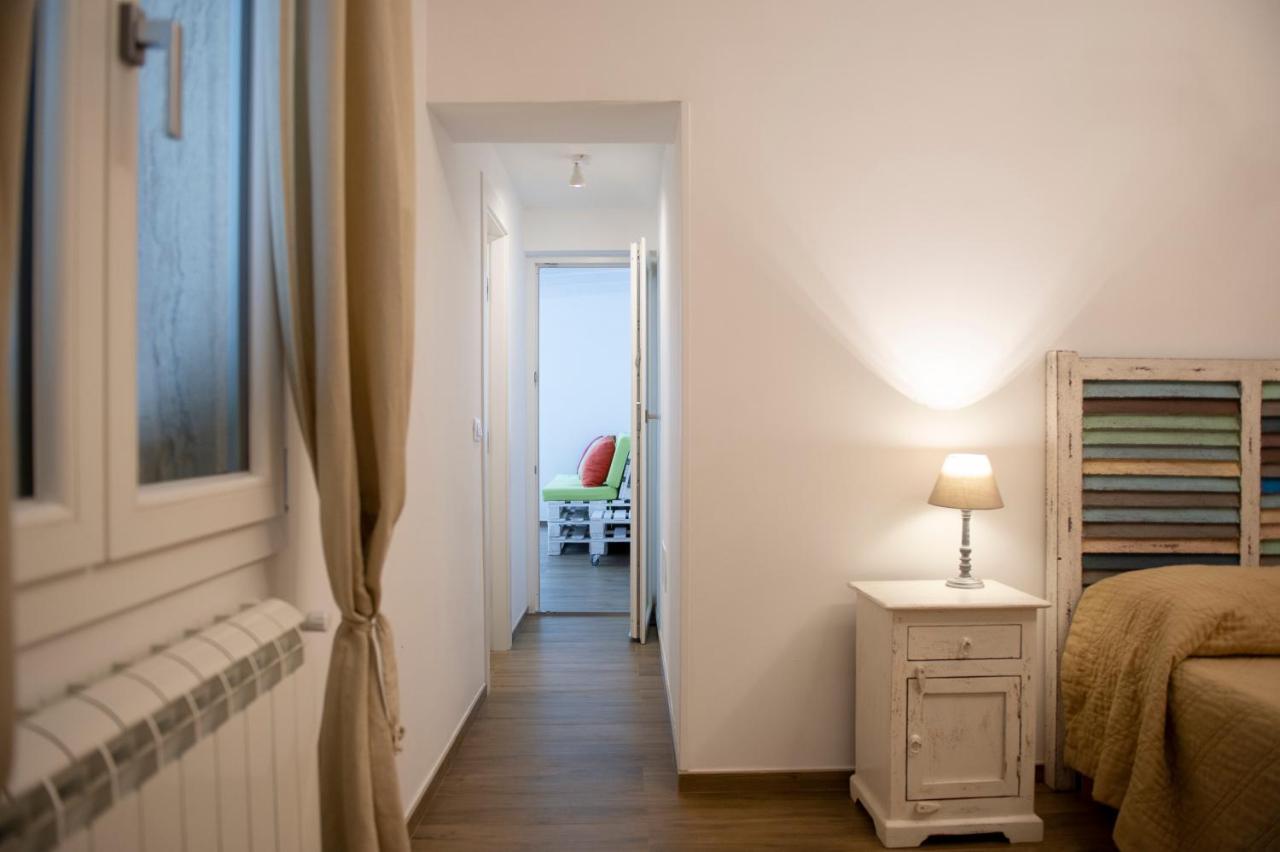 Color Apartment Monopoli Eksteriør billede