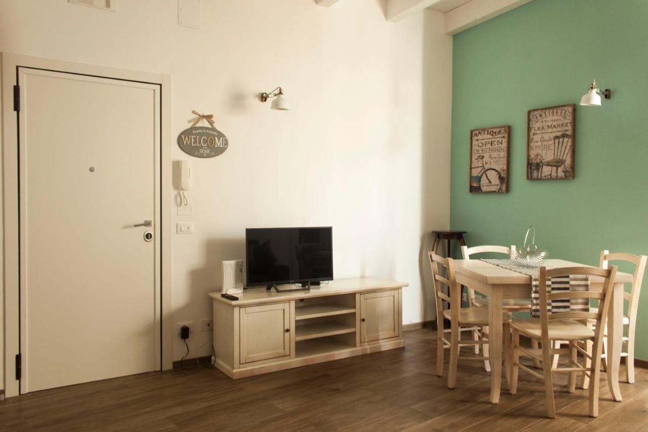 Color Apartment Monopoli Eksteriør billede